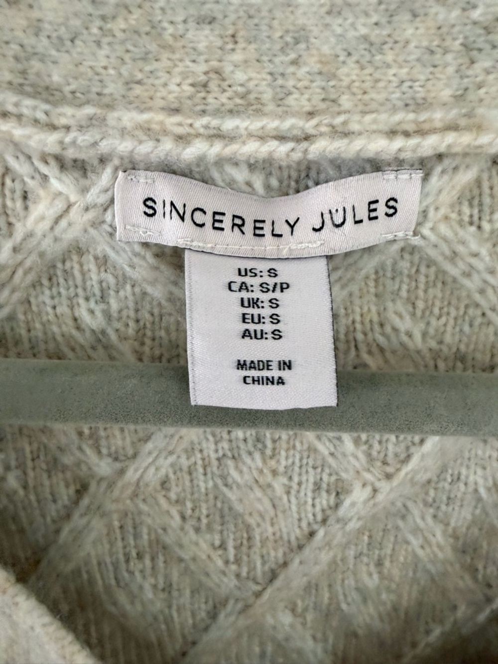 Sincerely Jules S Cream Cable Knit V-Neck Button Cardigan - Picture 3 of 6